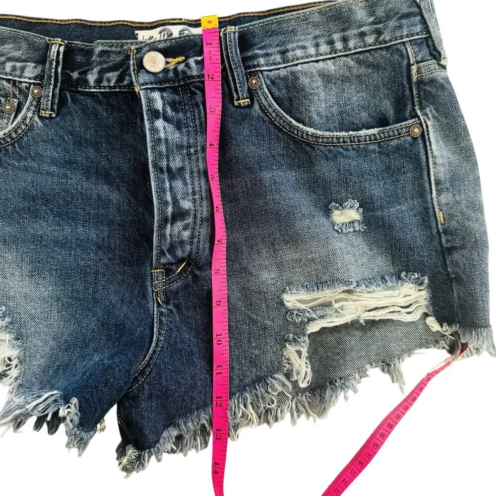 We The Free People Denim Raw Hem Distressed Womens Shorts Sz 30 Boho